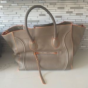 Celine Luggage Phantom (Leather)
